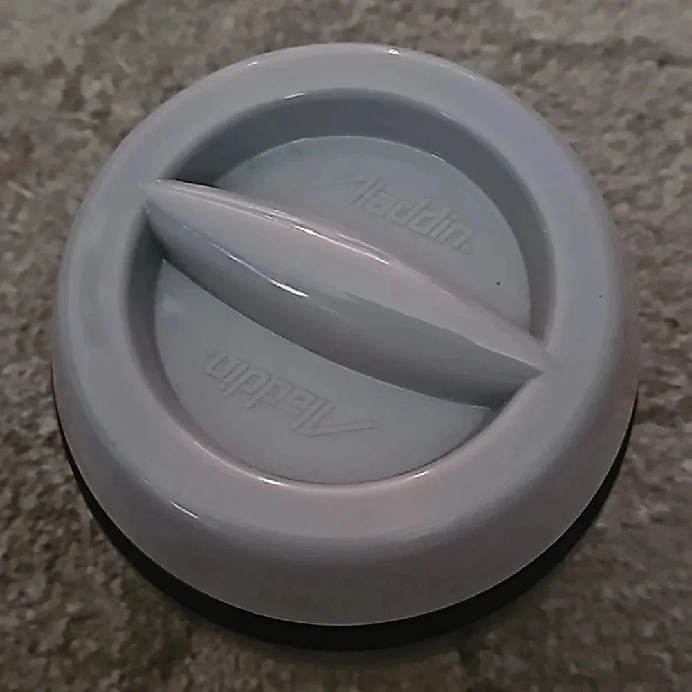 NEW Aladdin Insulated Food Thermos - Picture 1 of 3